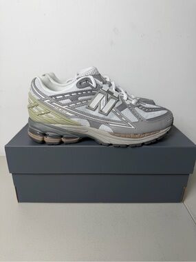 New Balance 1906N Team Away Grey Shoes